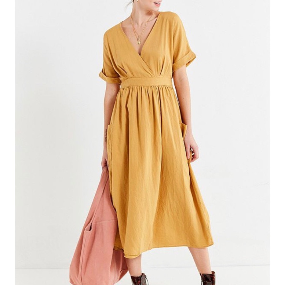 Urban Outfitters Gabrielle Linen Gold Midi Dress